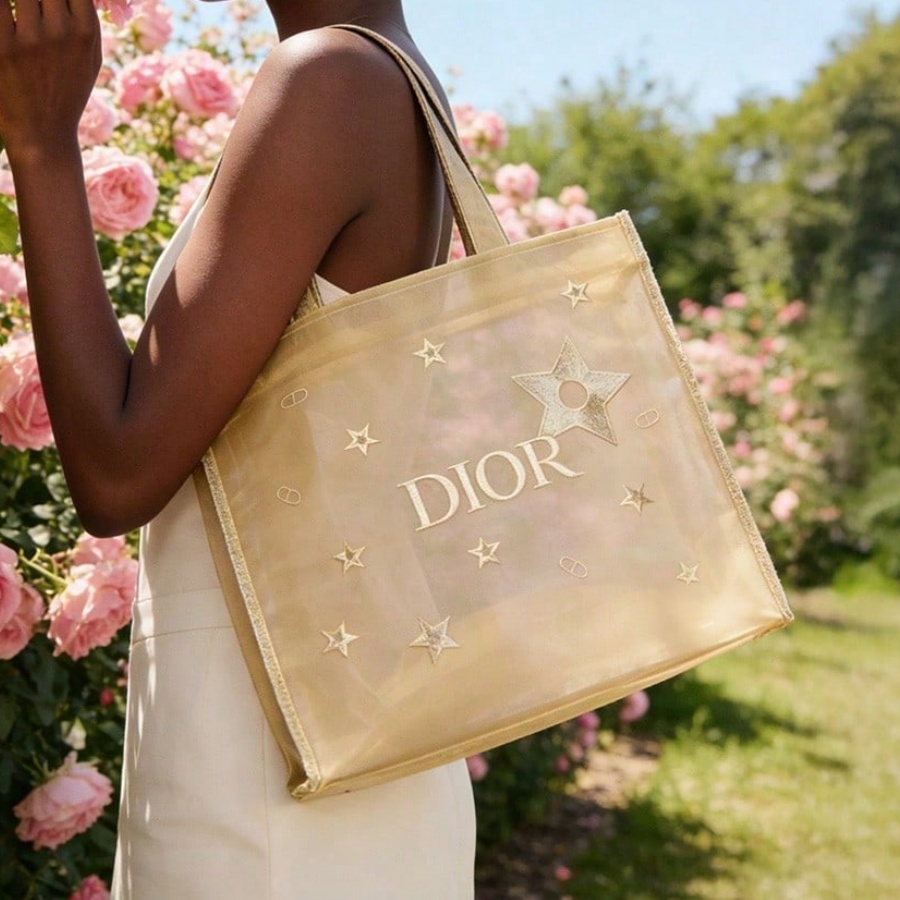 Christian Dior Dior’s bag Luxu - огляд і ціна Beauty Makeup Dior