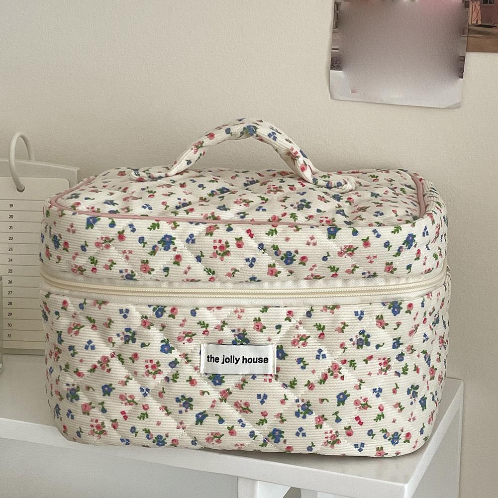Vintage Floral Quilted Makeup  - огляд і ціна Beauty Preservation Makeup Bag