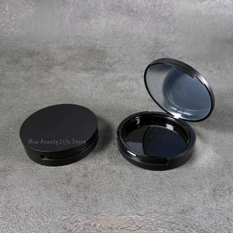 Empty Eyeshadow Palette Blush  - огляд і ціна Eyeshadow Palette
