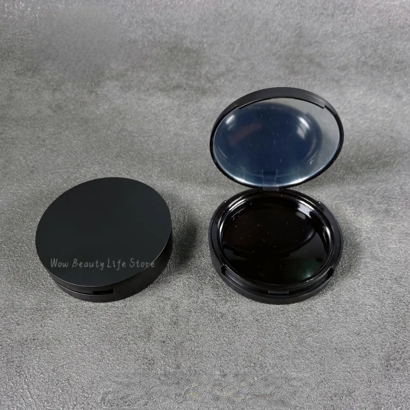 Empty Eyeshadow Palette Blush  - огляд і ціна Eyeshadow Palette