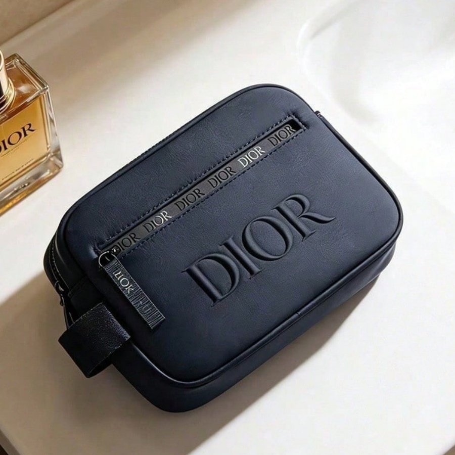 Dior’s Bag Black Canvas Cosmet - огляд і ціна Beauty Makeup Dior