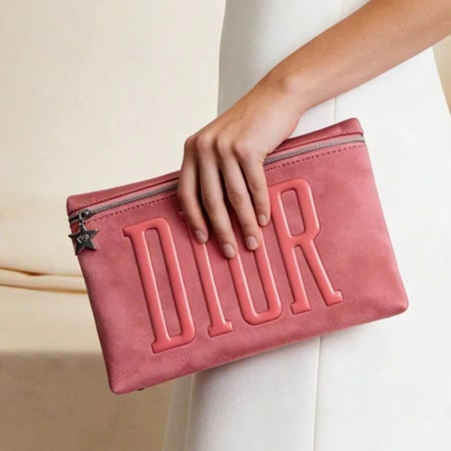 Dior Dior’s Bag Luxury Pink Ma - огляд і ціна Beauty Makeup Dior