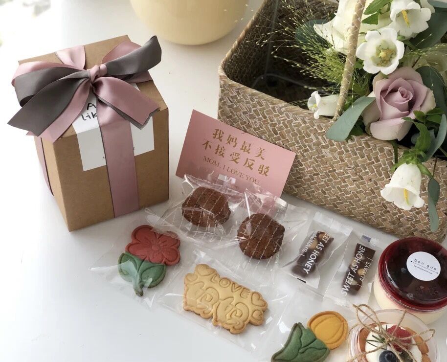 Kraft Paper Box Candle Lipstic - огляд і ціна Beauty Makeup News