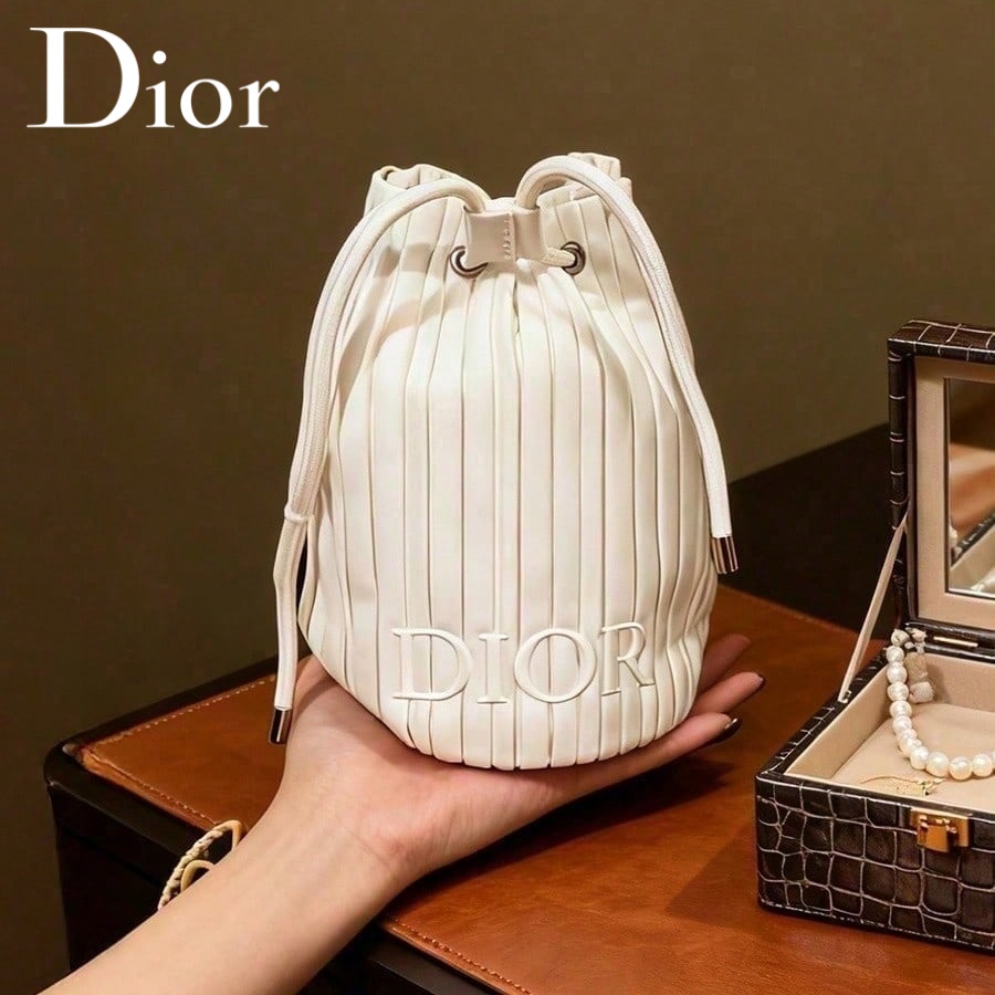 Christian Dior Dior’s bag Mini - огляд і ціна Beauty Makeup Dior